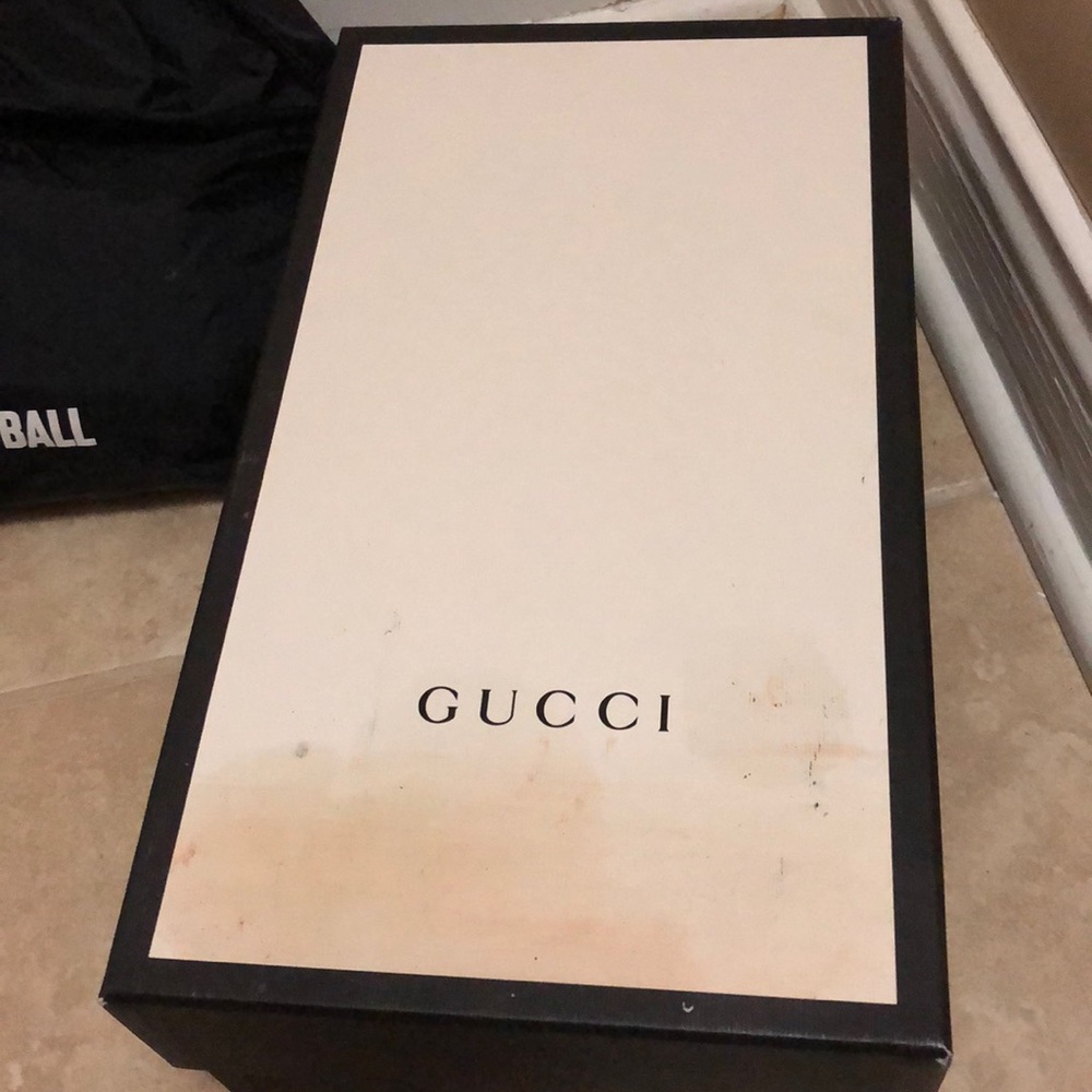 Gucci shoe box